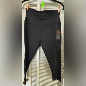 Tommie Copper Black High-Waisted Leggings-Size Large